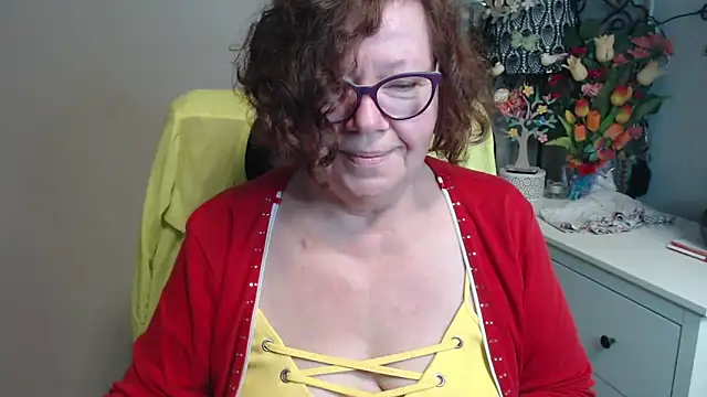 Snapshot of Adelewildx chatting on 05-04-26, 03:02 Adelewildx online show from 05-04-26, 03:02
