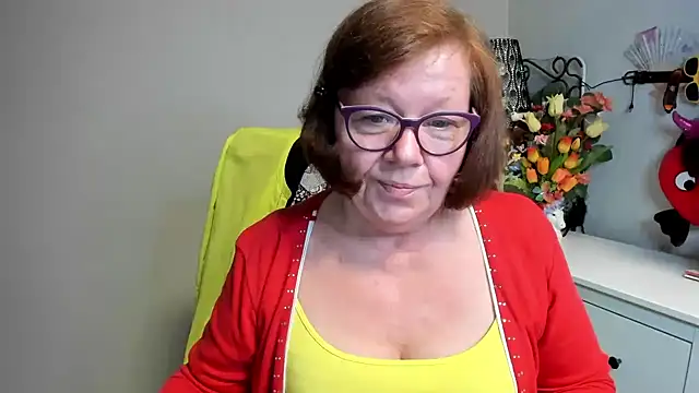 Snapshot of Adelewildx chatting on 05-25-26, 02:17 Adelewildx online show from 05-25-26, 02:17