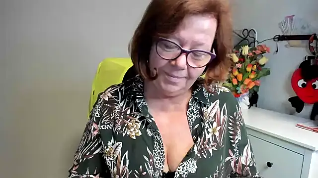 Snapshot of Adelewildx chatting on 06-09-26, 02:34 Adelewildx online show from 06-09-26, 02:34