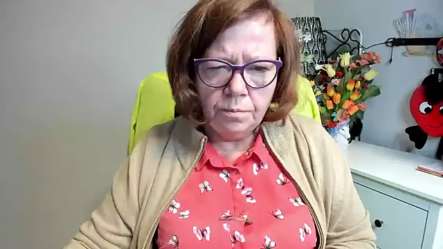 Snapshot of Adelewildx chatting on 06-10-26, 03:29 Adelewildx online show from 06-10-26, 03:29