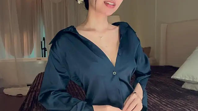 IsMiMi online show from 03-10-26, 02:05