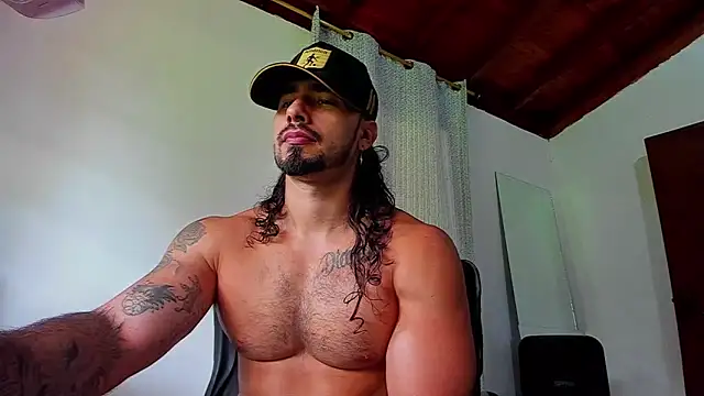 Snapshot of Baky_sexy chatting on 02-16-26, 01:40 Baky sexy online show from 02-16-26, 01:40