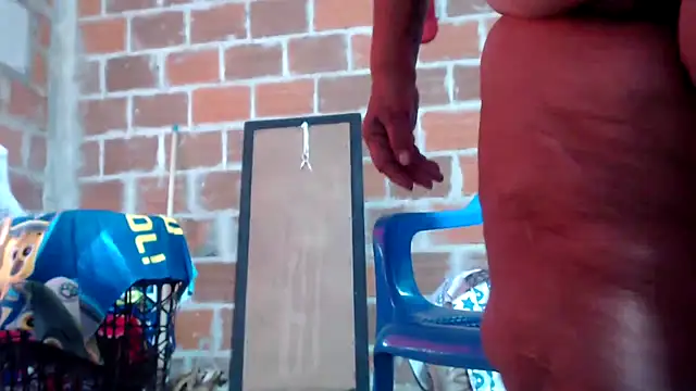 Snapshot of juanys_asshot chatting on 03-14-25, 12:51 juanys asshot online show from 03-14-25, 12:51