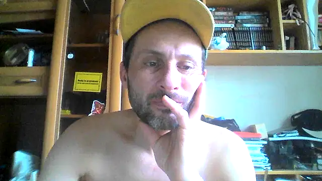 Snapshot of FireFox_Feel chatting on 02-26-25, 10:58 FireFox Feel online show from 02-26-25, 10:58