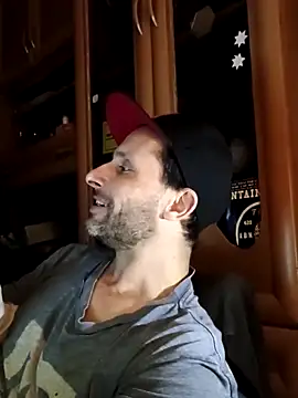 Snapshot of FireFox_Feel chatting on 03-13-25, 11:27 FireFox Feel online show from 03-13-25, 11:27