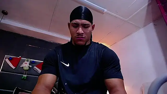 teddyfit19cm online show from 12-18-25, 02:01