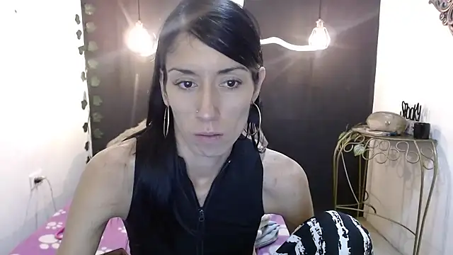 Snapshot of SexyKataShow chatting on 01-21-25, 11:55 SexyKataShow online show from 01-21-25, 11:55