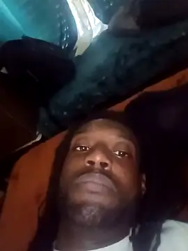 Snapshot of PrinceNoAlbert chatting on 10-17-25, 08:11 PrinceNoAlbert online show from 10-17-25, 08:11