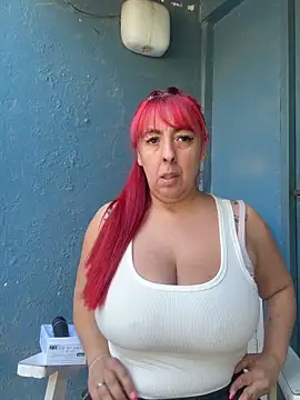 sofy alone online show from 09-24-25, 04:54