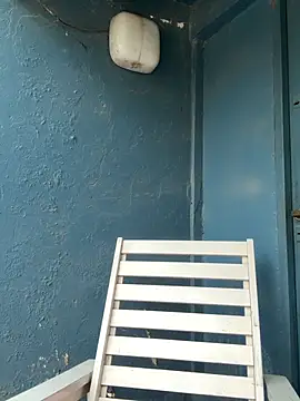 sofy alone online show from 10-15-25, 05:02