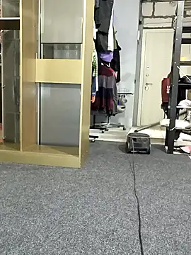 Krasav4ik4ik online show from 12-16-24, 04:27