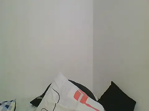 Snapshot of Deliciousgal chatting on 02-10-25, 11:13 Deliciousgal online show from 02-10-25, 11:13
