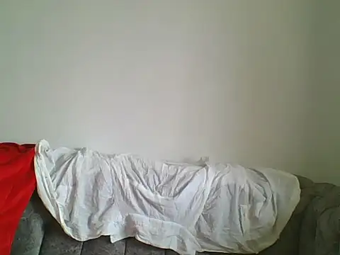 Snapshot of Deliciousgal chatting on 02-15-25, 11:39 Deliciousgal online show from 02-15-25, 11:39