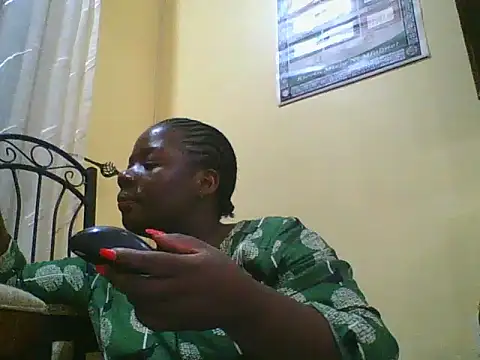 Snapshot of Deliciousgal chatting on 03-01-25, 10:42 Deliciousgal online show from 03-01-25, 10:42