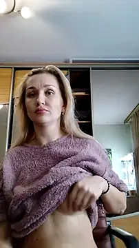 ModelEva online show from 11-20-25, 11:10