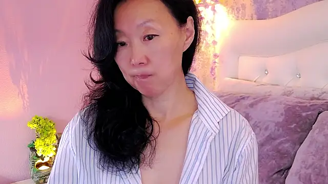 Asian legs online show from 07-05-26, 10:44