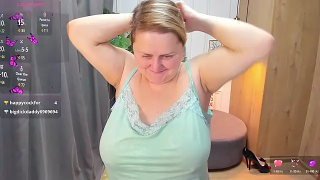 Snapshot of ScarlettSoft chatting on 12-26-24, 08:50 ScarlettSoft online show from 12-26-24, 08:50