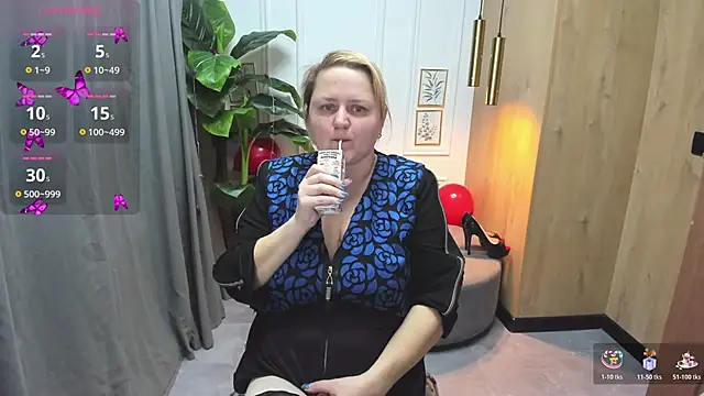 ScarlettSoft online show from 10-31-25, 05:41