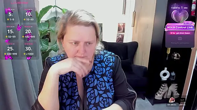 ScarlettSoft online show from 07-11-26, 05:54