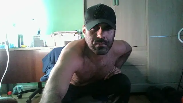 Snapshot of MILITARS chatting on 07-03-26, 01:45 MILITARS online show from 07-03-26, 01:45