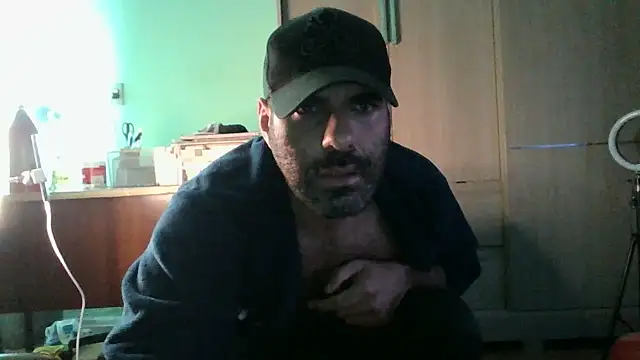 Snapshot of MILITARS chatting on 07-04-26, 11:55 MILITARS online show from 07-04-26, 11:55