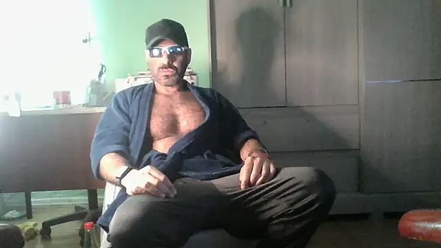 Snapshot of MILITARS chatting on 07-09-26, 11:31 MILITARS online show from 07-09-26, 11:31