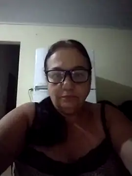 Snapshot of catdool chatting on 01-02-25, 03:15 catdool online show from 01-02-25, 03:15