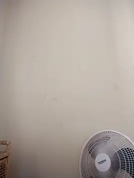 Snapshot of catdool chatting on 02-27-25, 12:02 catdool online show from 02-27-25, 12:02