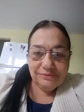 Snapshot of catdool chatting on 10-20-25, 10:49 catdool online show from 10-20-25, 10:49