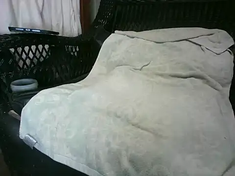 HungHawaiian808xh online show from 04-14-26, 03:23