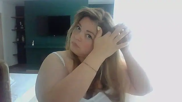 cute  cherry online show from 08-09-26, 01:05