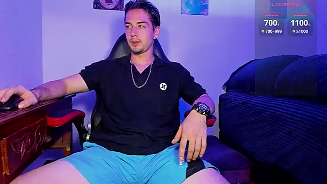 Snapshot of Alex_smith00 chatting on 01-09-25, 11:24 Alex smith00 online show from 01-09-25, 11:24