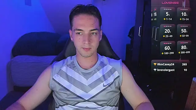 Snapshot of Alex_smith00 chatting on 03-03-25, 02:26 Alex smith00 online show from 03-03-25, 02:26