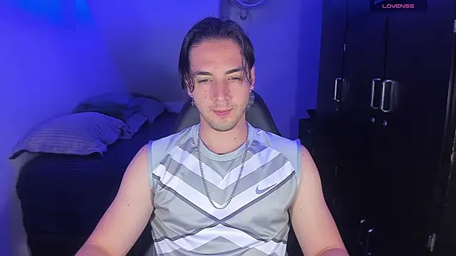 Snapshot of Alex_smith00 chatting on 09-28-25, 06:57 Alex smith00 online show from 09-28-25, 06:57