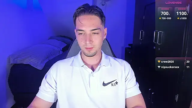 Snapshot of Alex_smith00 chatting on 10-02-25, 11:56 Alex smith00 online show from 10-02-25, 11:56