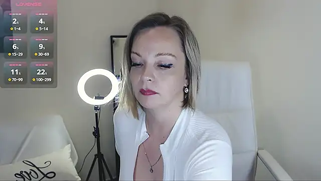 Tilly Eliot online show from 02-04-25, 09:10