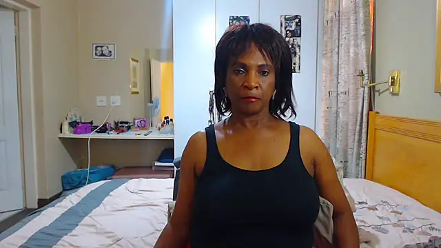 Snapshot of Hotgrannyx chatting on 01-23-25, 10:22 Hotgrannyx online show from 01-23-25, 10:22