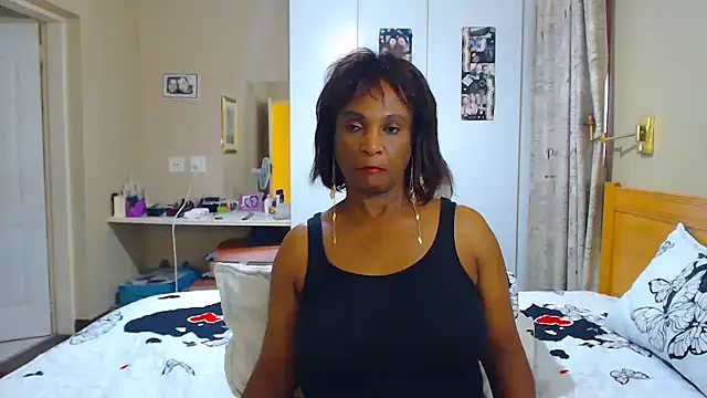 Snapshot of Hotgrannyx chatting on 02-16-25, 03:16 Hotgrannyx online show from 02-16-25, 03:16