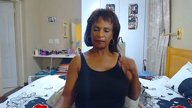 Snapshot of Hotgrannyx chatting on 03-09-25, 04:11 Hotgrannyx online show from 03-09-25, 04:11
