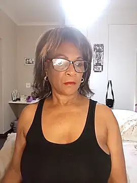 Snapshot of Hotgrannyx chatting on 09-09-25, 09:53 Hotgrannyx online show from 09-09-25, 09:53