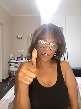 Hotgrannyx online show from 10-26-25, 05:13