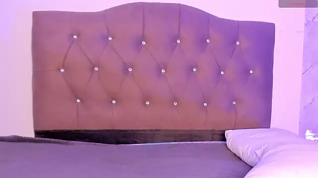 alysson 18 online show from 03-17-26, 01:25