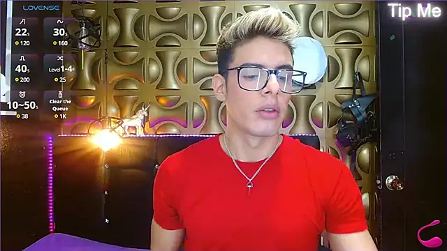 Snapshot of angel_sexyevil chatting on 02-27-25, 12:23 angel sexyevil online show from 02-27-25, 12:23