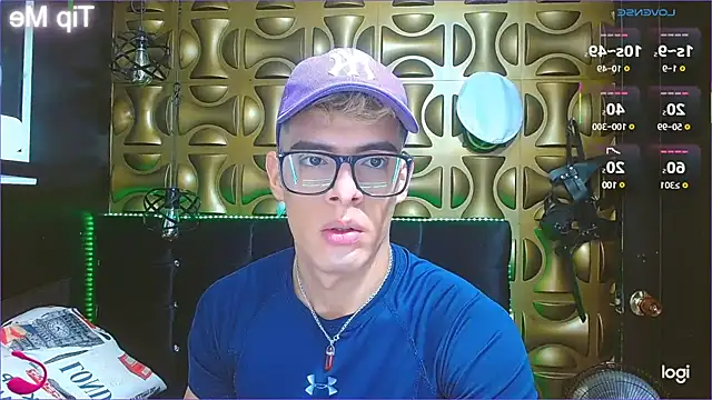 Snapshot of angel_sexyevil chatting on 03-05-25, 12:22 angel sexyevil online show from 03-05-25, 12:22