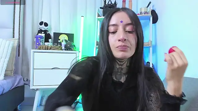 Snapshot of SAMANTHA_DM chatting on 10-05-25, 01:53 SAMANTHA DM online show from 10-05-25, 01:53