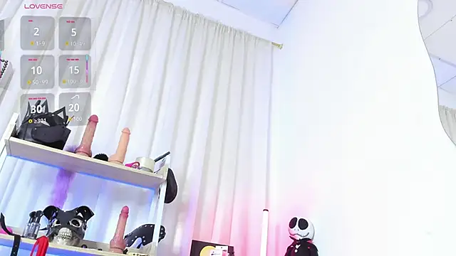 Snapshot of SAMANTHA_DM chatting on 10-17-25, 03:03 SAMANTHA DM online show from 10-17-25, 03:03