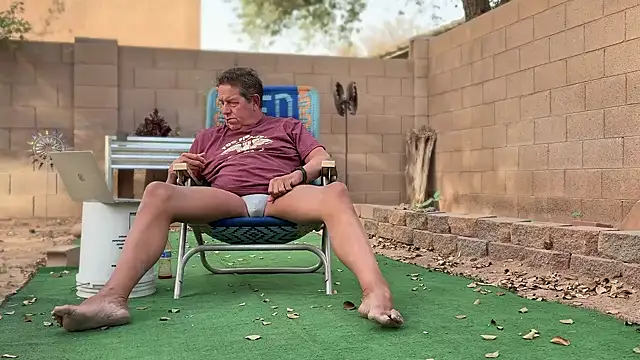 Snapshot of My_secret01 chatting on 02-28-25, 12:10 My secret01 online show from 02-28-25, 12:10