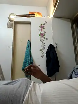 raji9290 online show from 02-05-26, 12:37