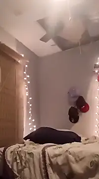 Snapshot of Jewfish420 chatting on 12-27-24, 12:50 Jewfish420 online show from 12-27-24, 12:50