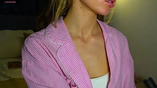 Danielle Thomas online show from 03-27-26, 12:49